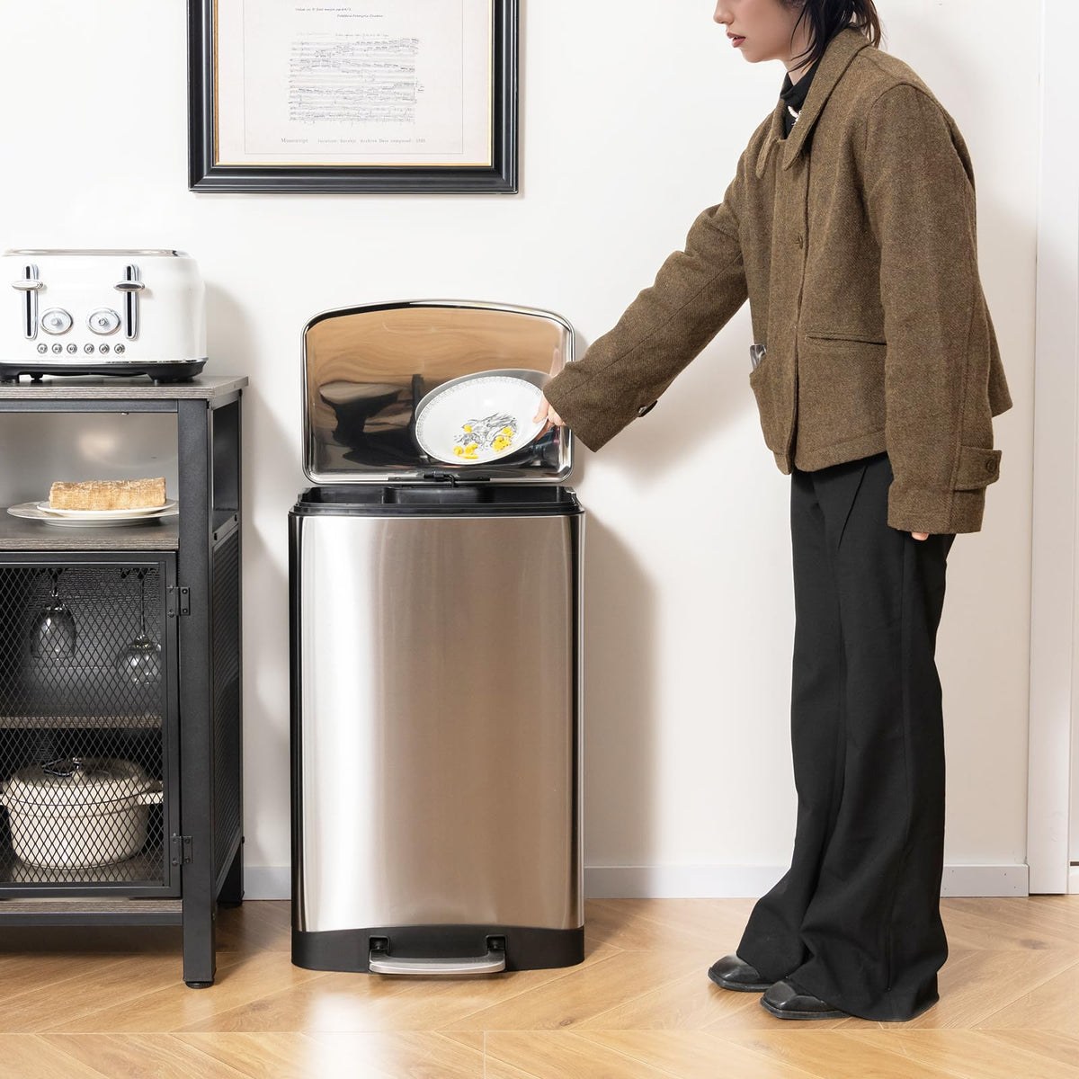 13.2 Gal Stainless Steel Step-on Trash Can Y926