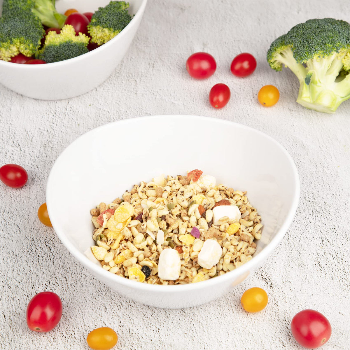 8 in White Ceramic Soup and Salad Bowls Set of 4 S57588